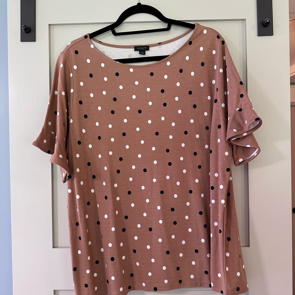 NWT Ann Taylor Polka Dot Flutter Sleeve Shirt